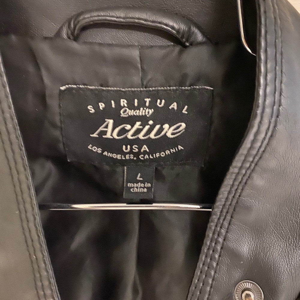 Faux Leather Jacket! Size L - Picture 3 of 3
